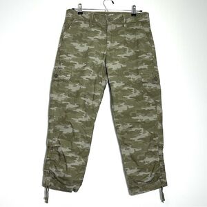 EDDIE BAUER Women Green Camo Cargo Capris Pants Drawstring Gathered Ankle Size 4